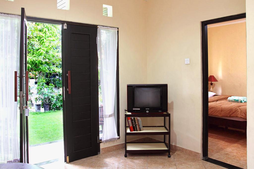 Cinthya Guest House Legian Rum bild